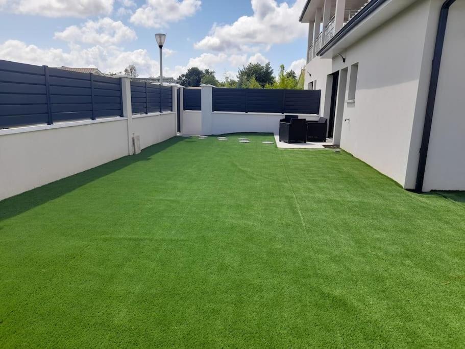Belle Maison Neuve A 15 Min De Bordeaux Et 35 Min Cestas Eksteriør bilde